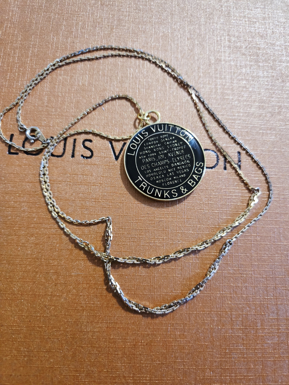 Louis Vuitton Recycled Black and Gold Logo Disc Pendant Necklace - Picture 3 of 5